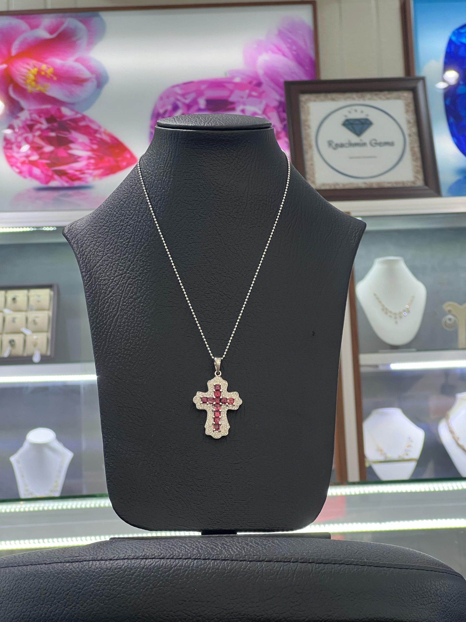 Elegant Gemstone Necklace – Raja Gems & Jewellery - Image 3